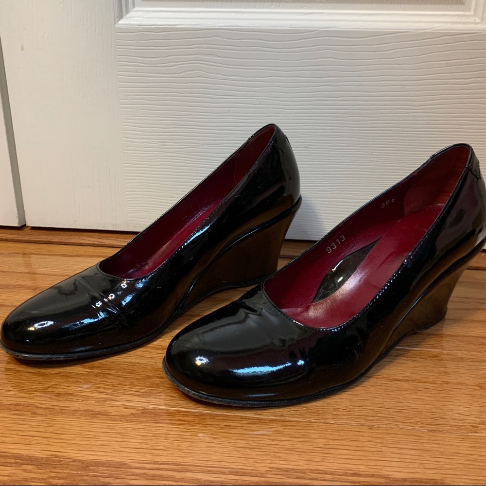 Taryn Rose black leather wedges